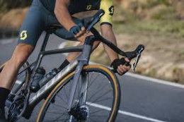 Spodenki rowerowe z szelkami Scott Bibshorts Endurance +++ Black 280331